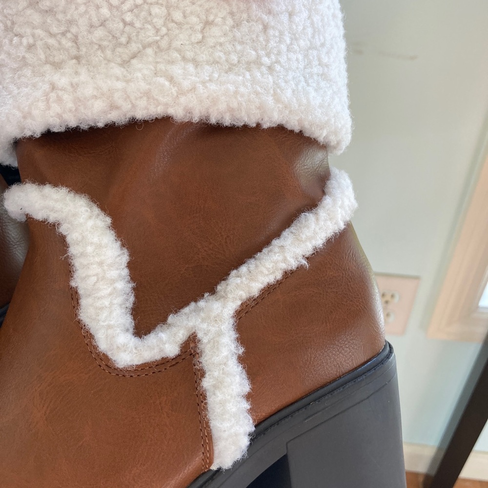 JF NWOT slip on faux fur top chunky heel boots - Picture 14 of 14